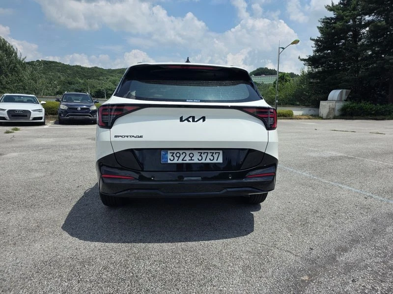 Kia Sportage 1.6 Automatic Signature !!, Най високо ниво на обо, снимка 7 - Автомобили и джипове - 55738180