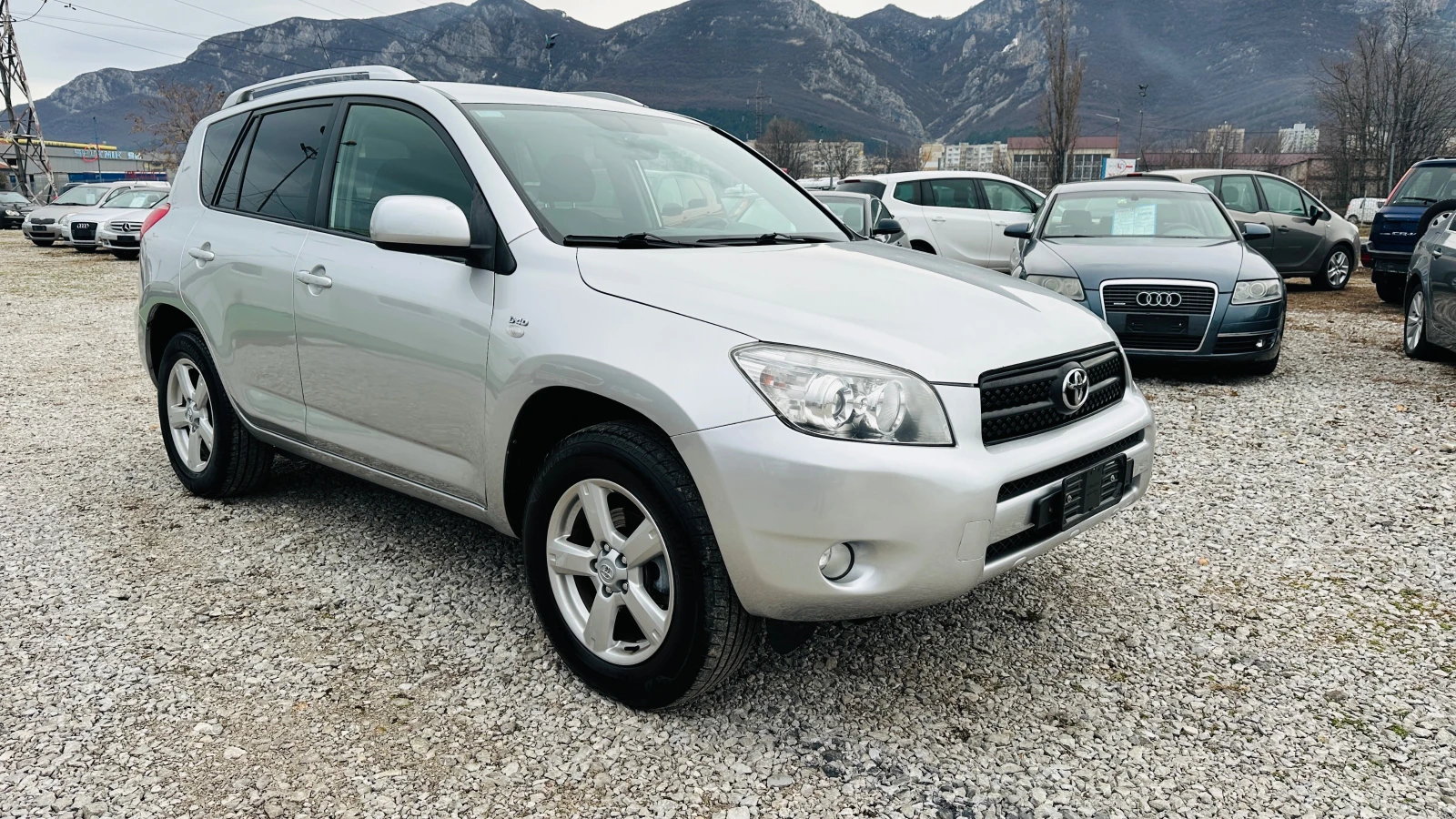 Toyota Rav4 2.2d4d-136kc-Италия - изображение 3