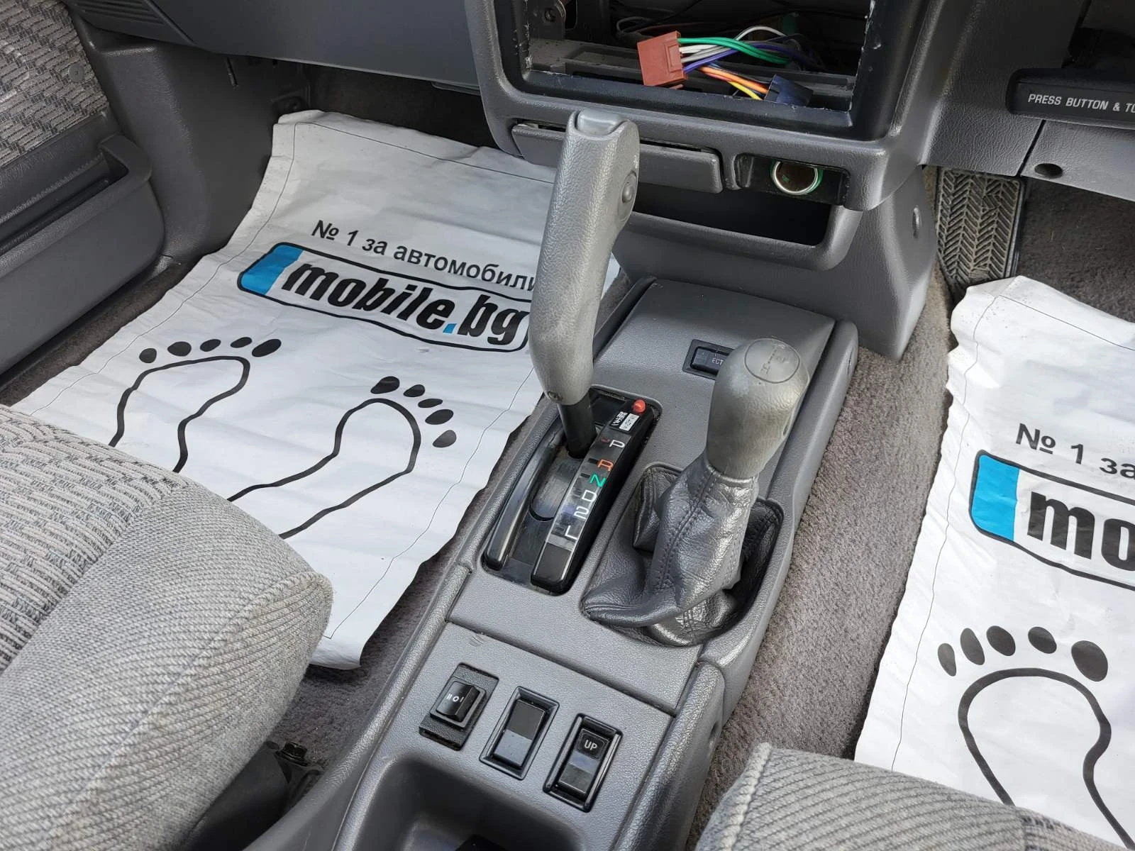 Toyota Hilux 3.0 - изображение 6