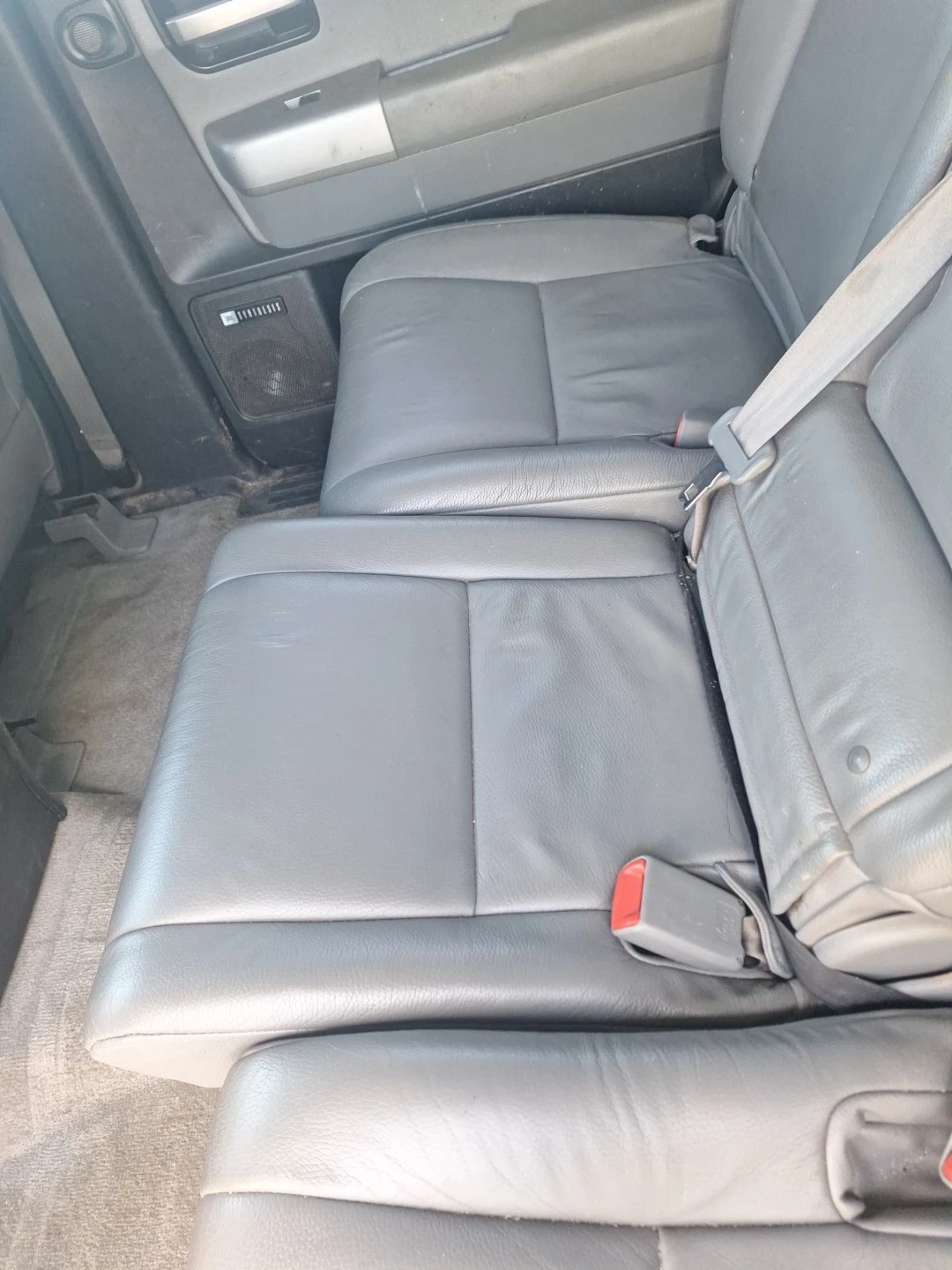 Toyota Sequoia 5.7 - изображение 7