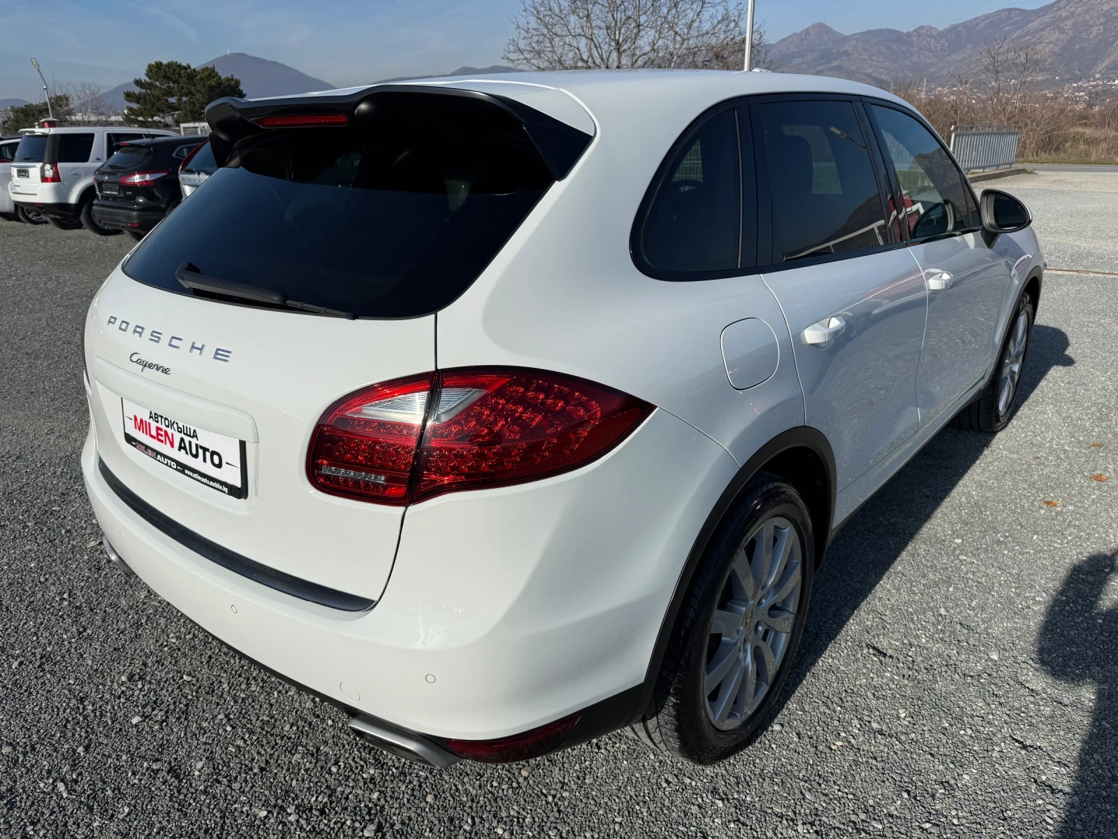 Porsche Cayenne (KATO НОВА) - изображение 6