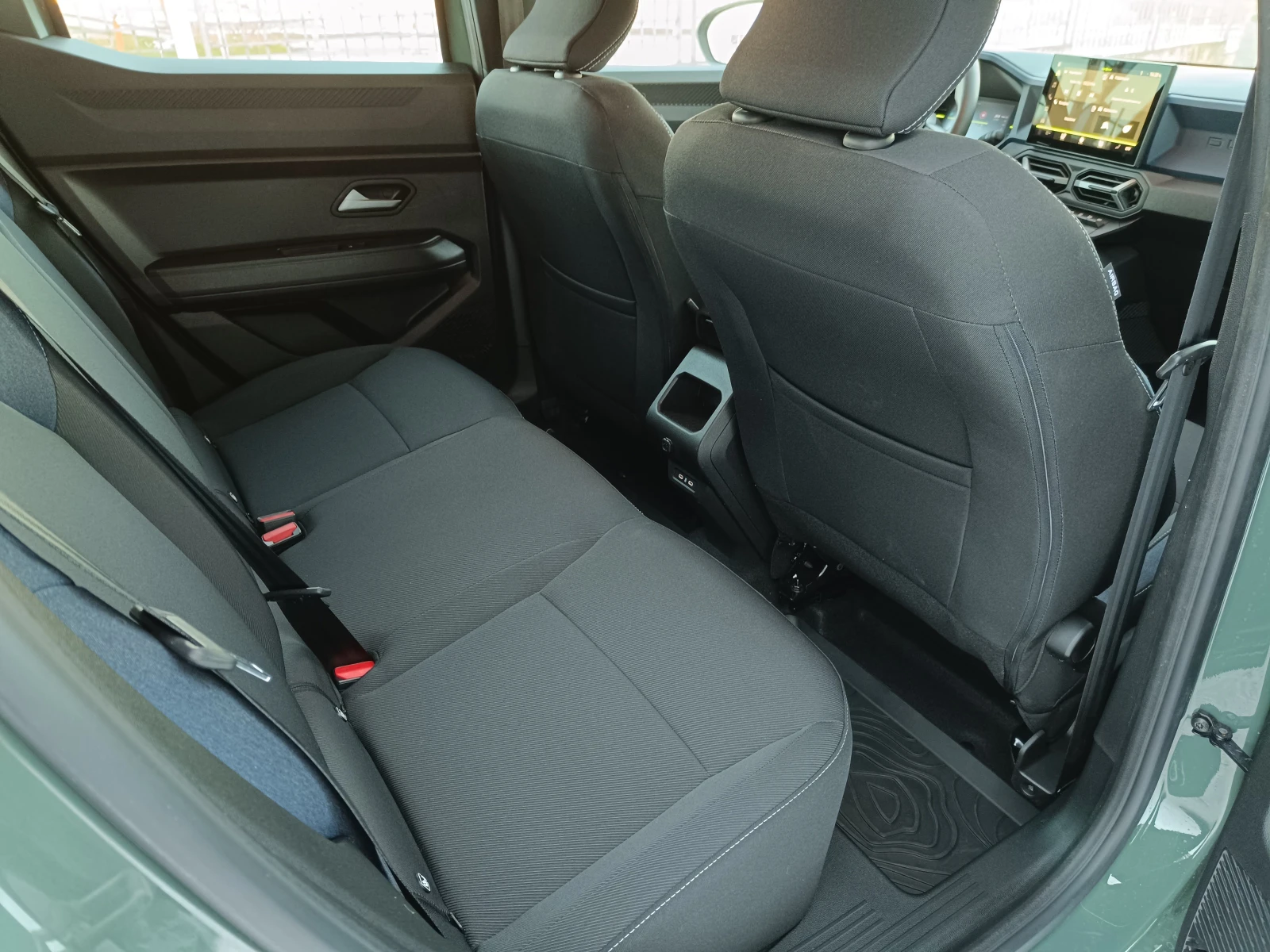 Dacia Duster III Tce Extreme 130 4x4 | Mobile.bg � ����������� 9