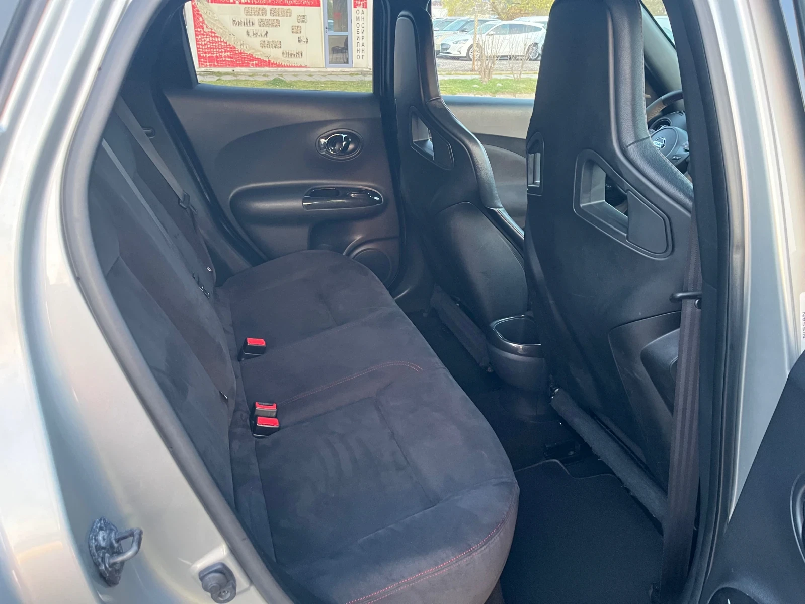 Nissan Juke 1.6 Turbo Nismo RS, снимка 10 - Автомобили и джипове - 53867727