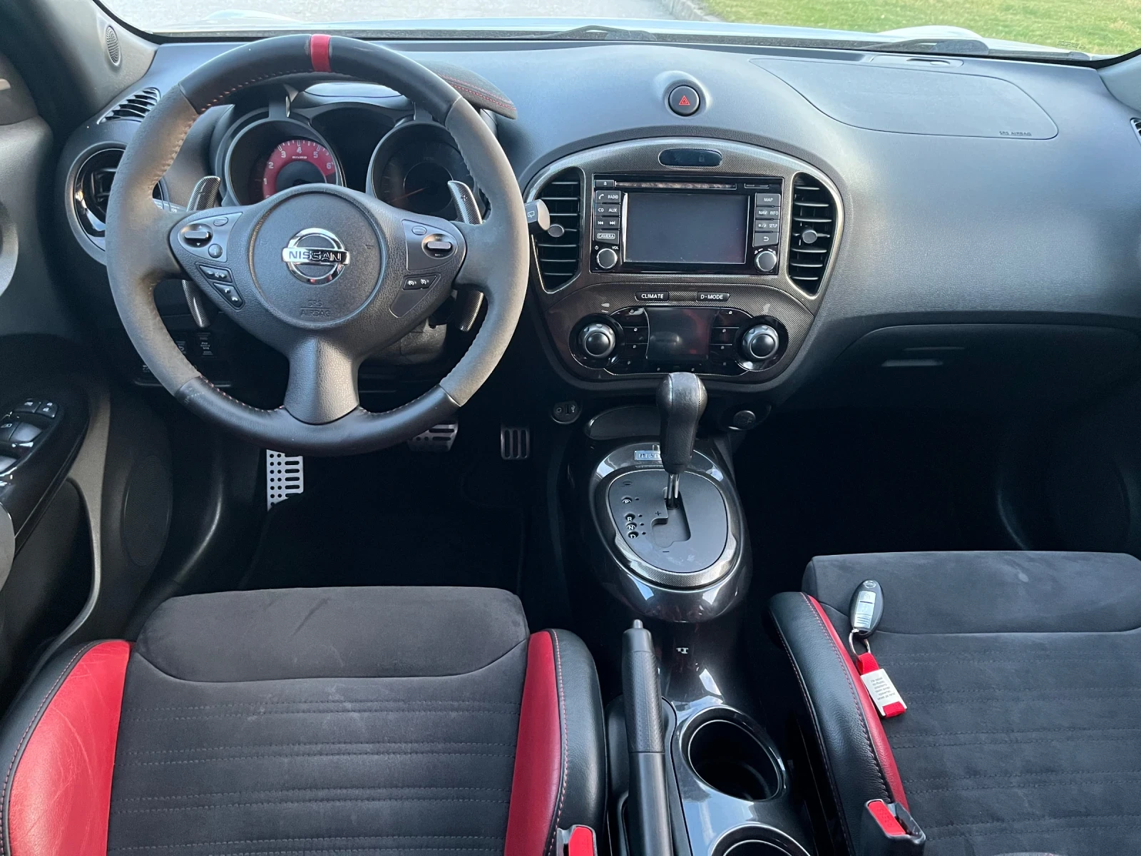 Nissan Juke 1.6 Turbo Nismo RS, снимка 12 - Автомобили и джипове - 53867727