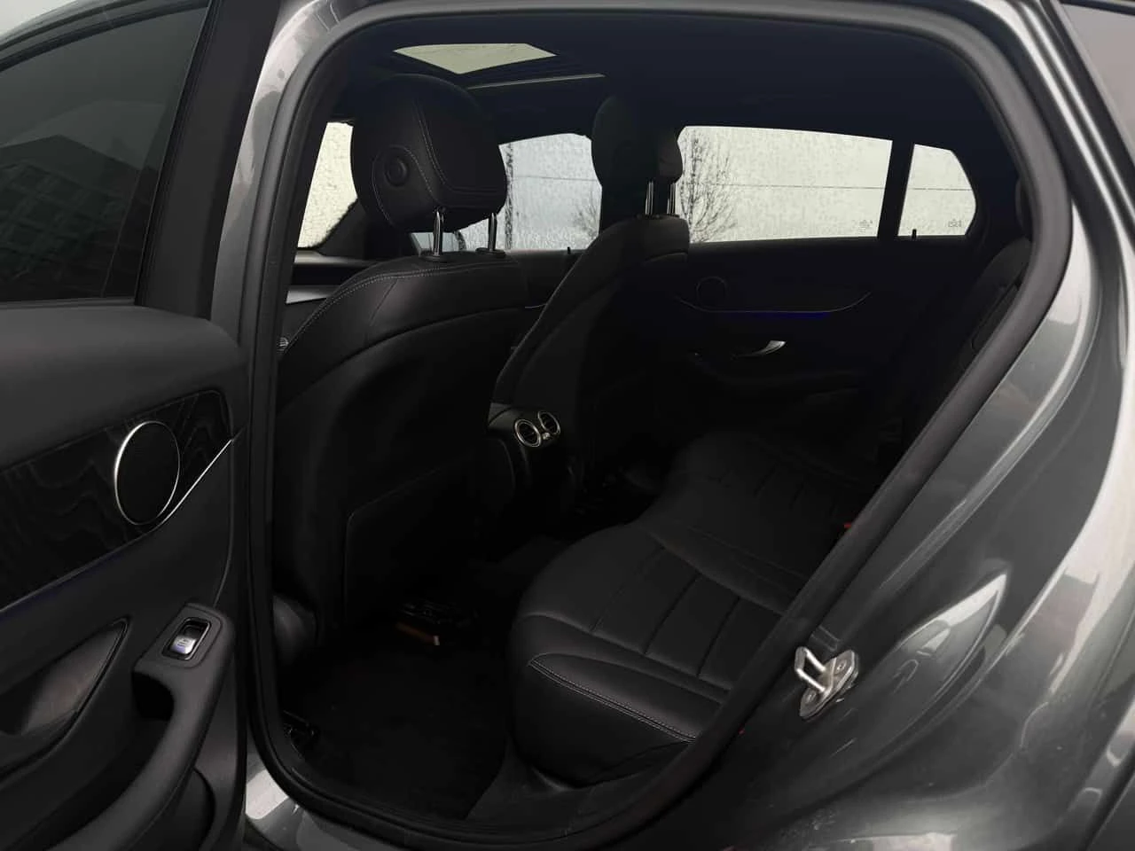 Mercedes-Benz GLC 300  CARFAX, снимка 11 - Автомобили и джипове - 54005953