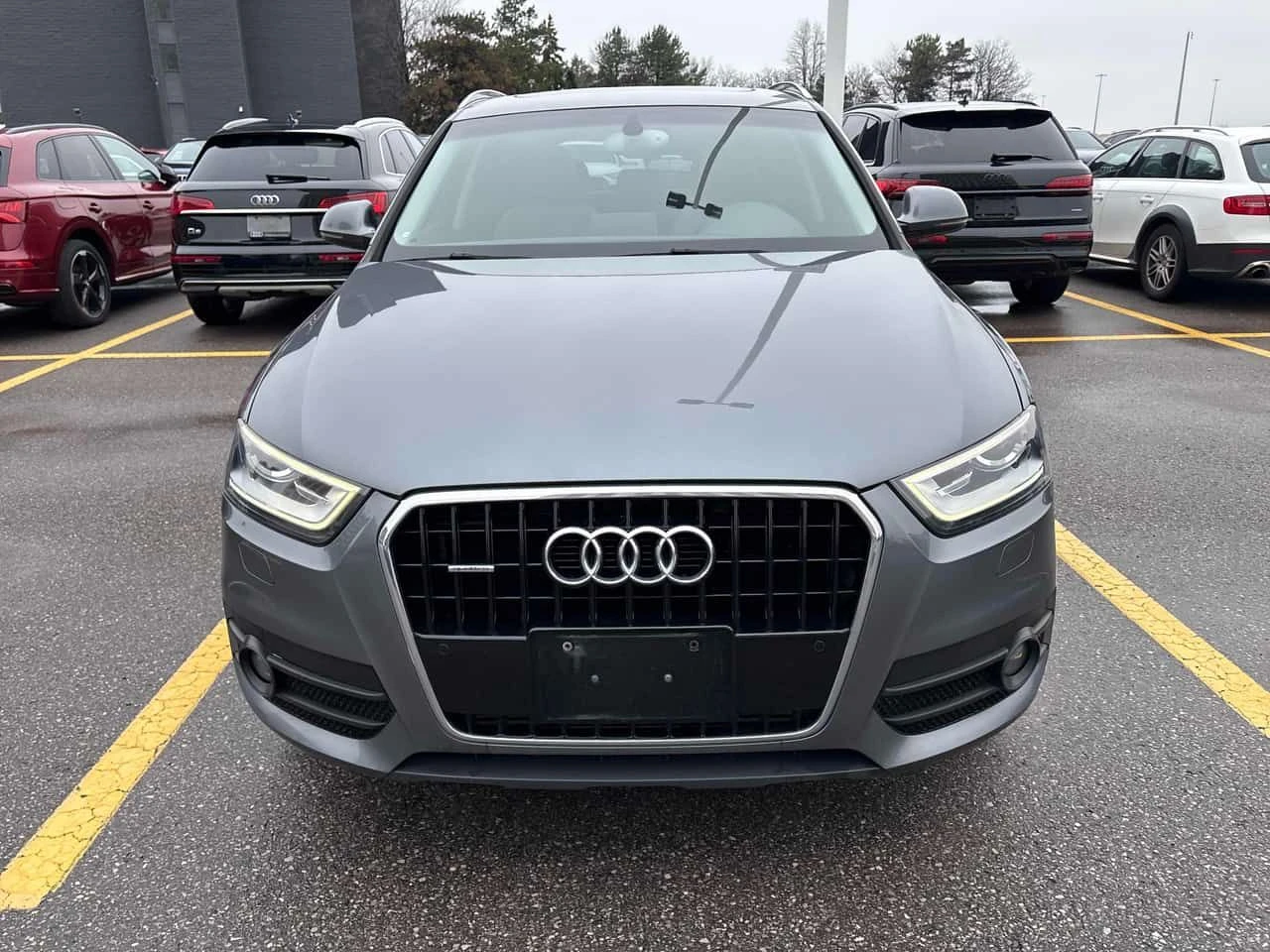 Audi Q3 * Technik * CARFAX * БЕЗ ПЪРВОНАЧАЛНА ВНОСКА, снимка 6 - Автомобили и джипове - 54254386