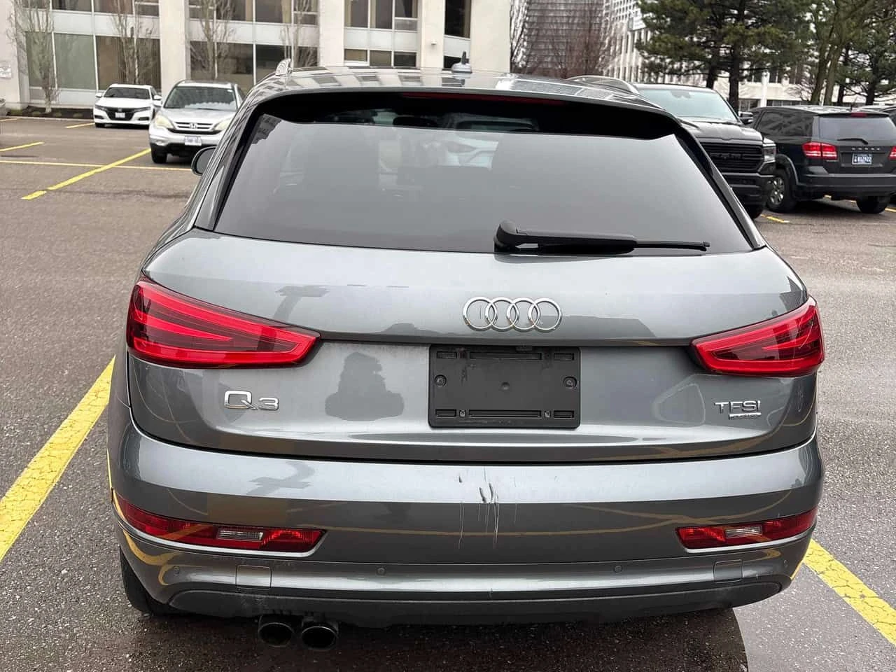 Audi Q3 * Technik * CARFAX * БЕЗ ПЪРВОНАЧАЛНА ВНОСКА, снимка 4 - Автомобили и джипове - 54254386