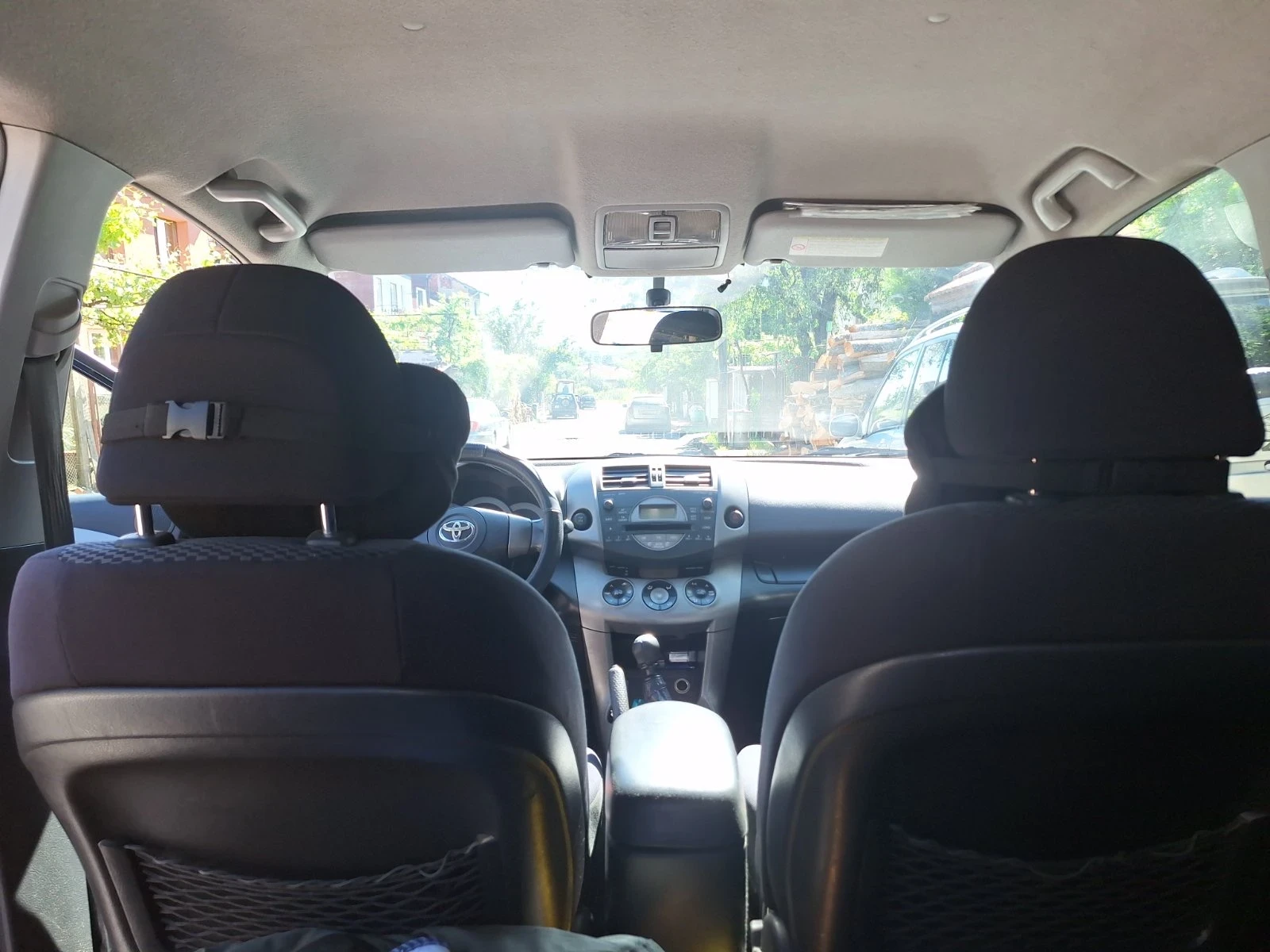 Toyota Rav4 2.2 136КС, снимка 15 - Автомобили и джипове - 54771547