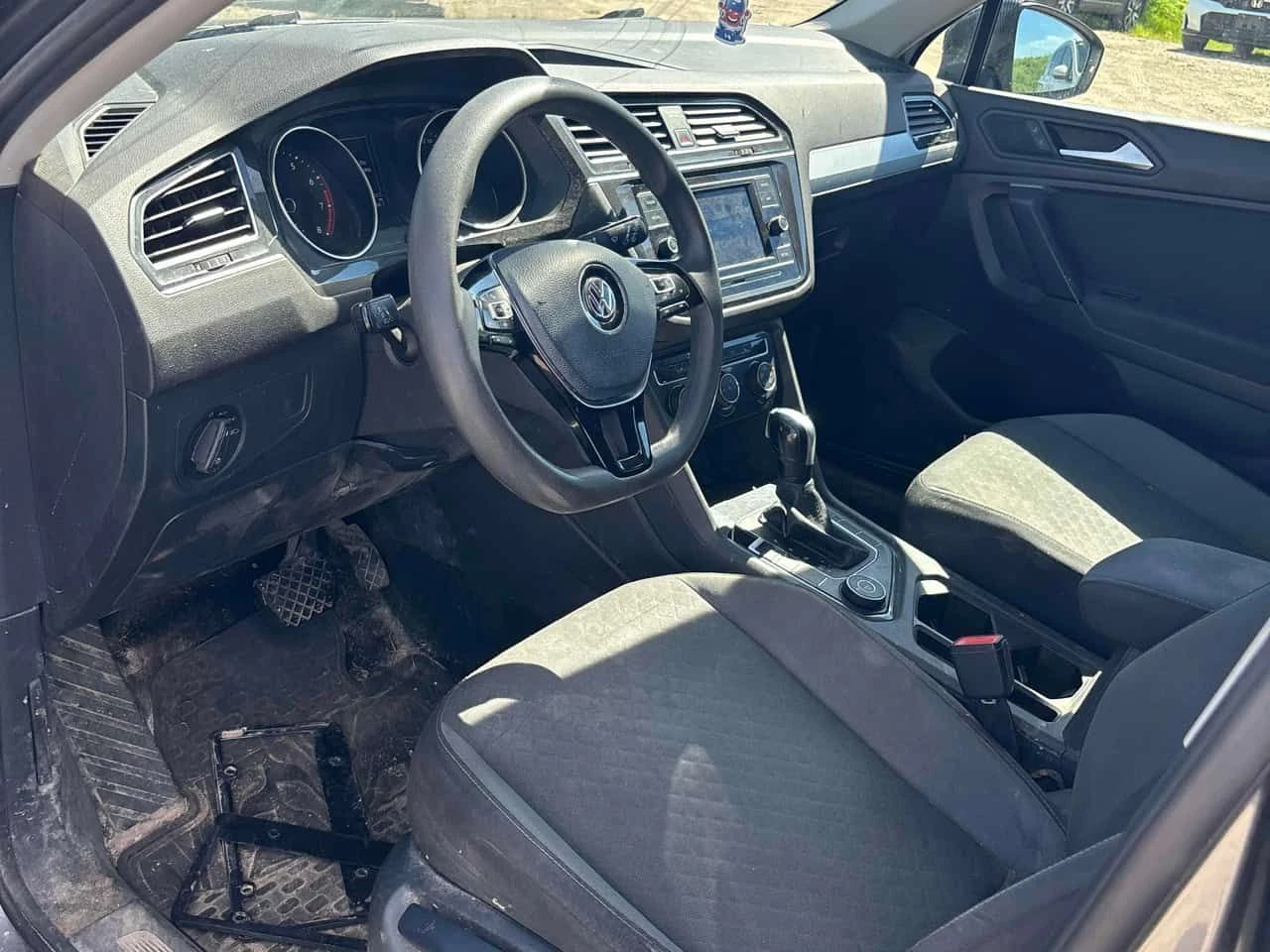 VW Tiguan * Trendline * , снимка 7 - Автомобили и джипове - 54833783