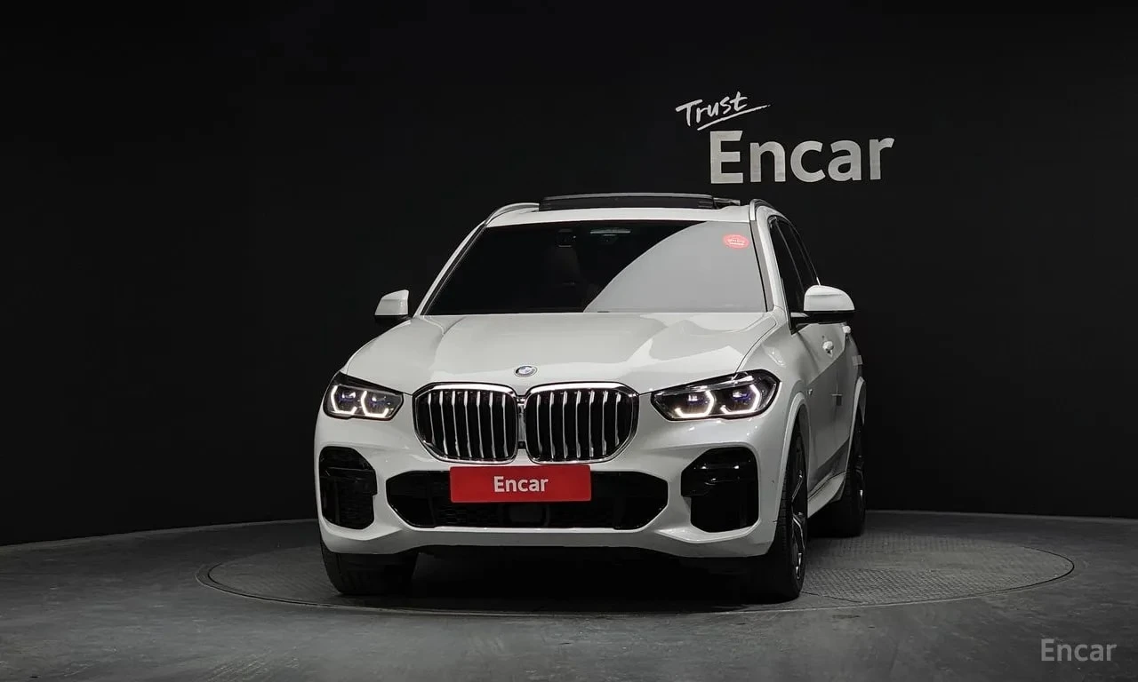 BMW X5  xDrive 30d M Sport* АВТОКРЕДИТ* , снимка 3 - Автомобили и джипове - 55973657