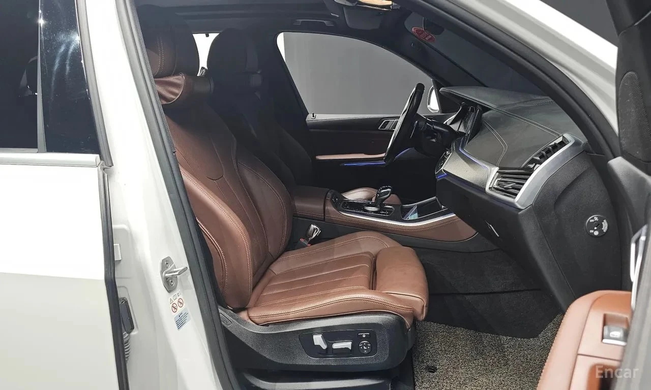 BMW X5  xDrive 30d M Sport* АВТОКРЕДИТ* , снимка 10 - Автомобили и джипове - 55973657