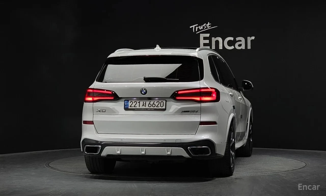 BMW X5  xDrive 30d M Sport* АВТОКРЕДИТ* , снимка 4 - Автомобили и джипове - 55973657