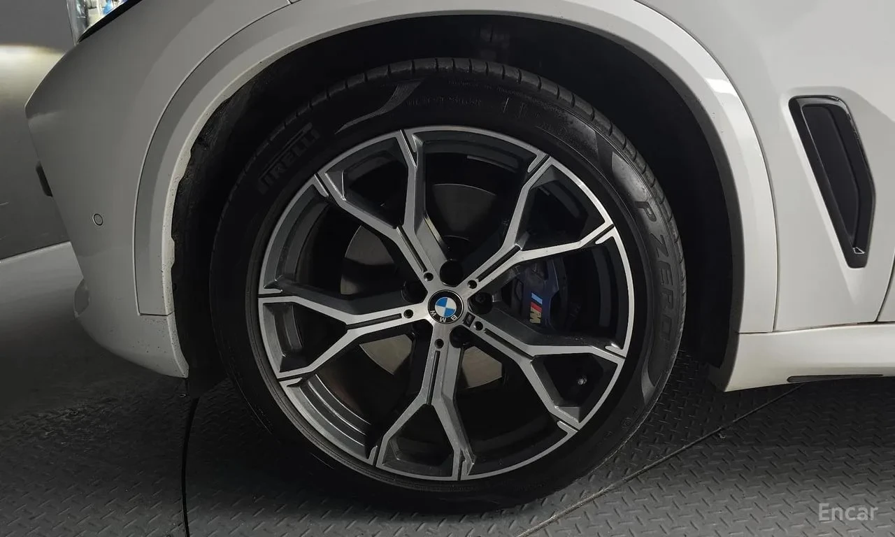 BMW X5  xDrive 30d M Sport* АВТОКРЕДИТ* , снимка 5 - Автомобили и джипове - 55973657