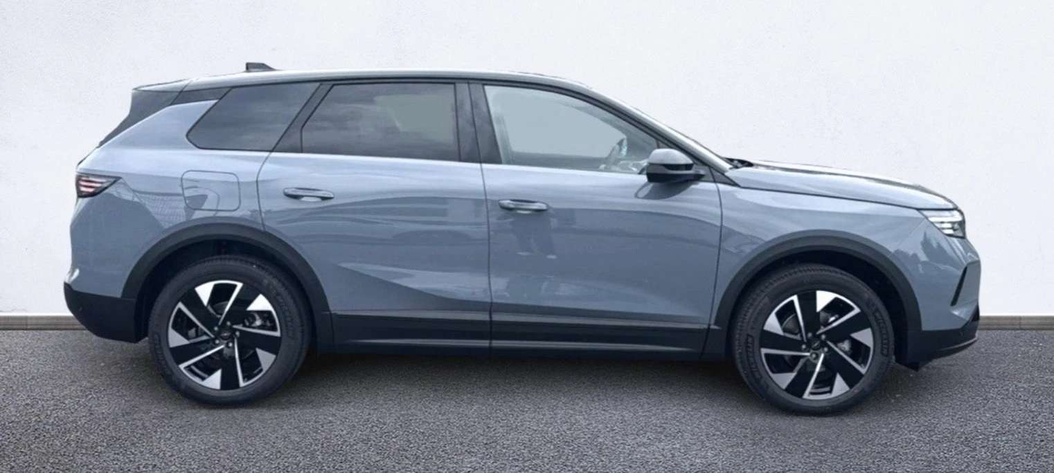 Opel Grandland, снимка 14 - Автомобили и джипове - 56105334