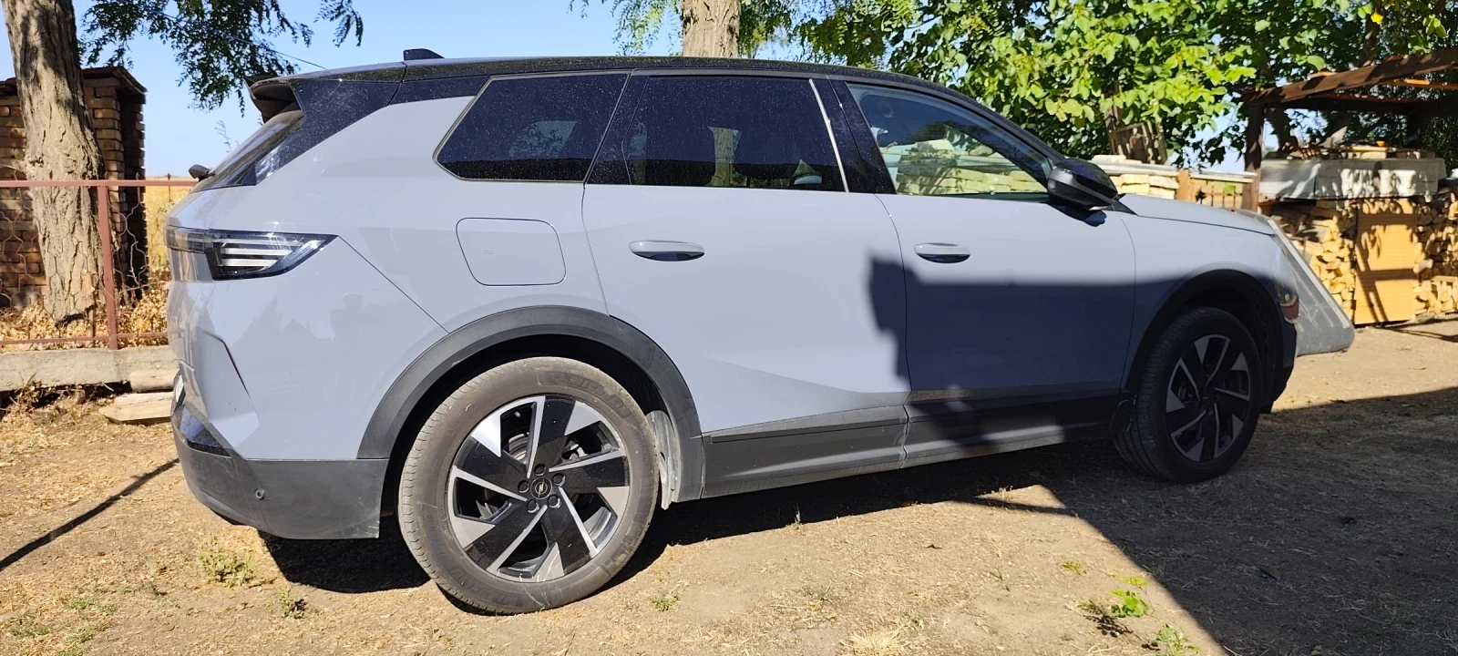 Opel Grandland, снимка 3 - Автомобили и джипове - 56105334