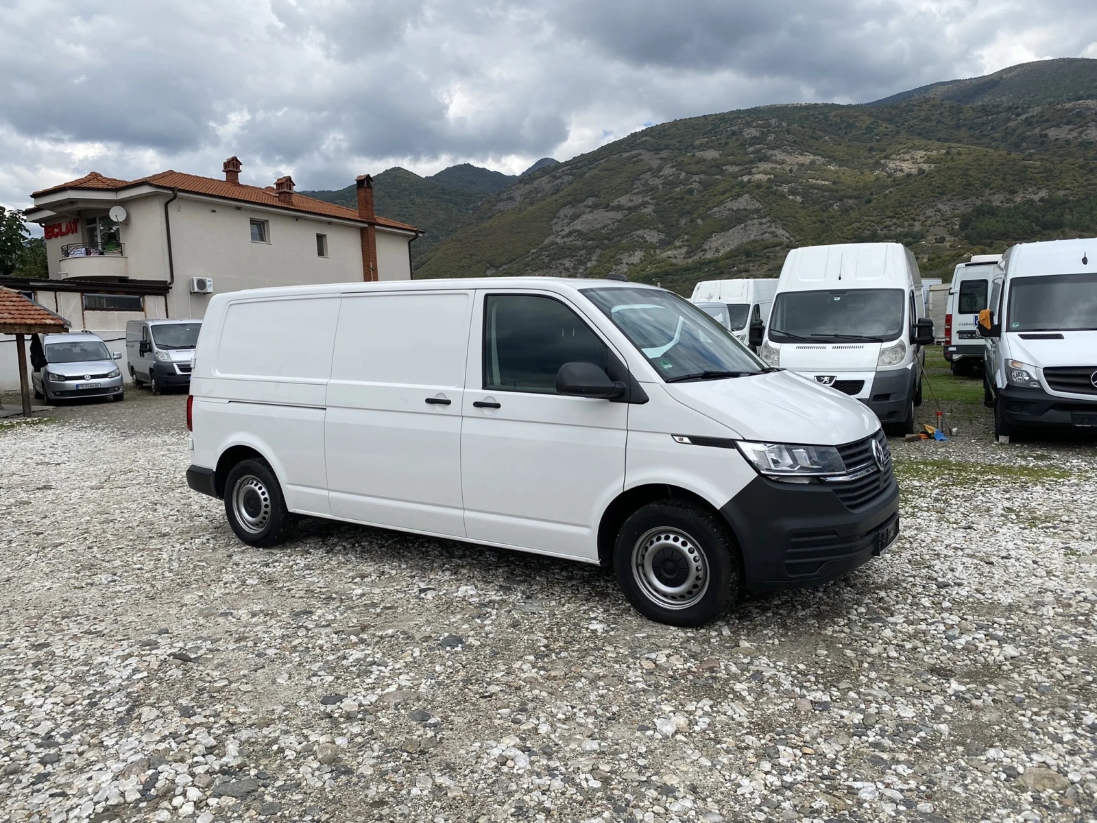 VW Transporter -2.0TDI-2021г./ХЛАДИЛЕН/ДЪЛГА-БАЗА - изображение 3