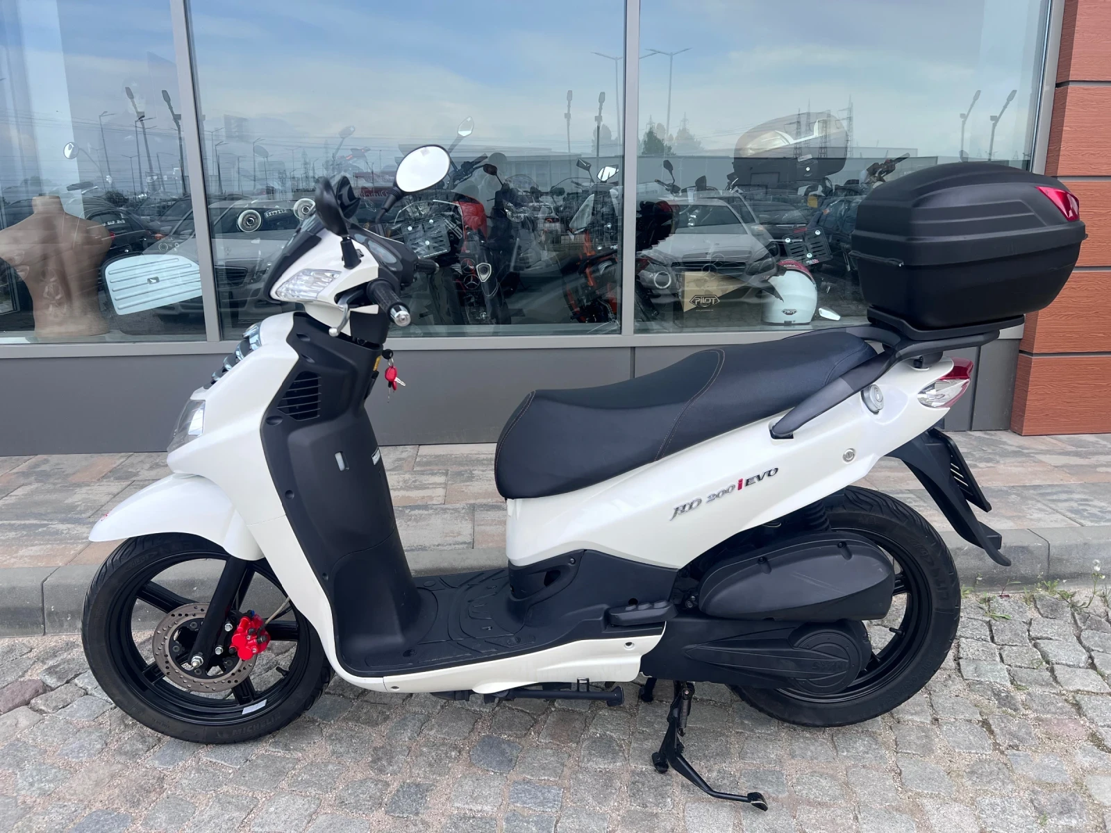 Sym HD2 200 | Mobile.bg � ����������� 4