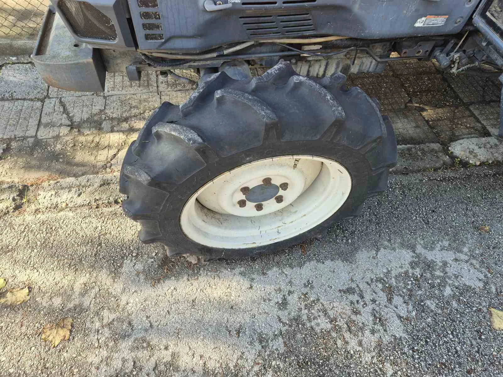 Трактор Kubota GL600, снимка 9 - Селскостопанска техника - 54321859