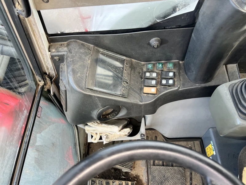 Багер Takeuchi ТВ295W-11-Тона, Внос, снимка 17 - Индустриална техника - 52541513