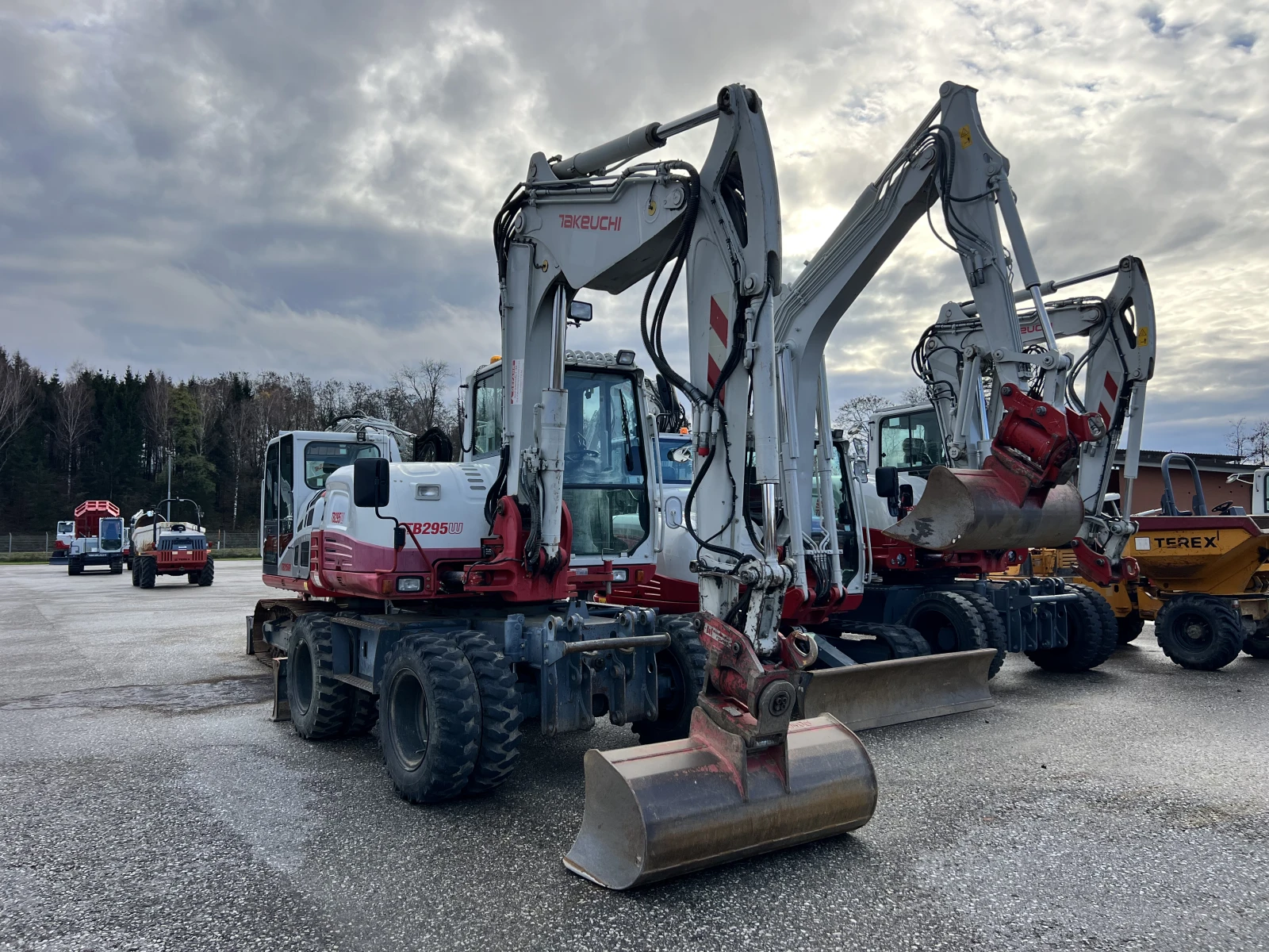  Takeuchi 295W-11-,  | Mobile.bg   13