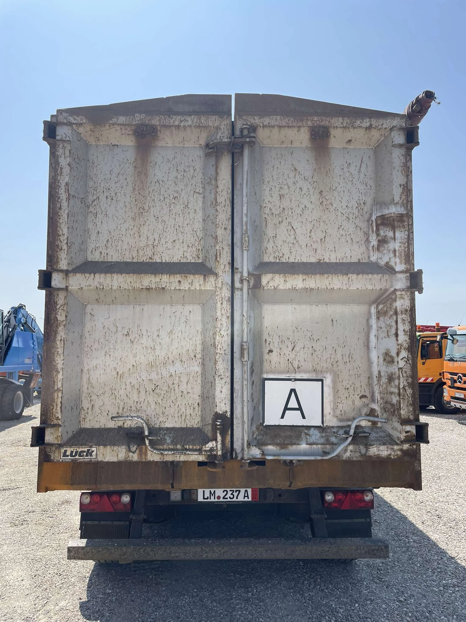  LÜCK   60  | Mobile.bg   7