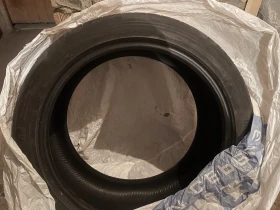 Гуми Летни 255/40R19, снимка 2 - Гуми и джанти - 52774205
