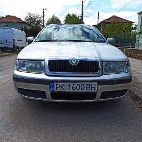 Skoda Octavia, снимка 1 - Автомобили и джипове - 45385742