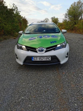 Toyota Auris, снимка 1