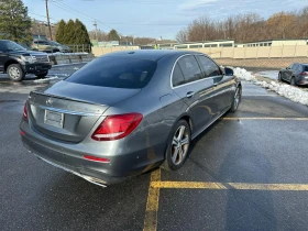 Mercedes-Benz E 300 4MATIC* BURMESTER* AMG PACK* SUNROOF* CAMERA* , снимка 4