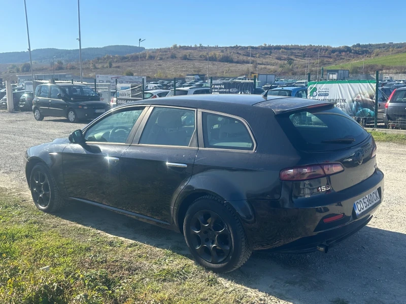 Alfa Romeo 159 sportwagon 1.9 JTDm, снимка 4 - Автомобили и джипове - 47701625