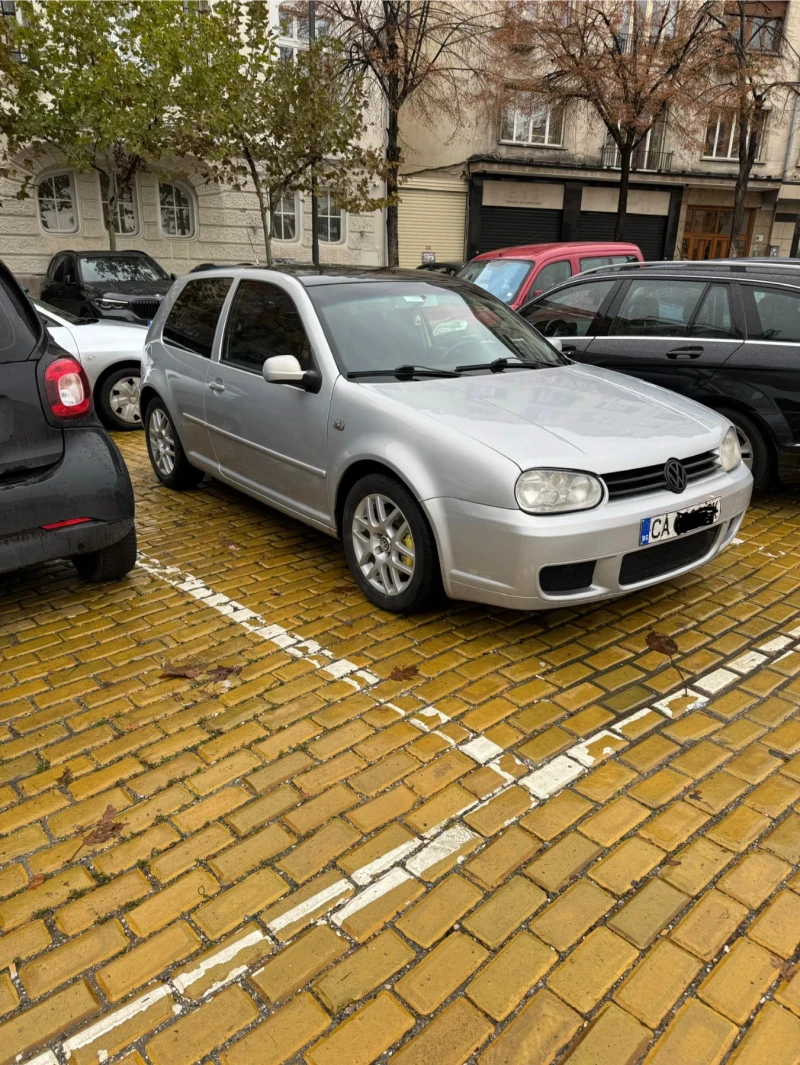 VW Golf 1.8 Turbo, снимка 1 - Автомобили и джипове - 47970376