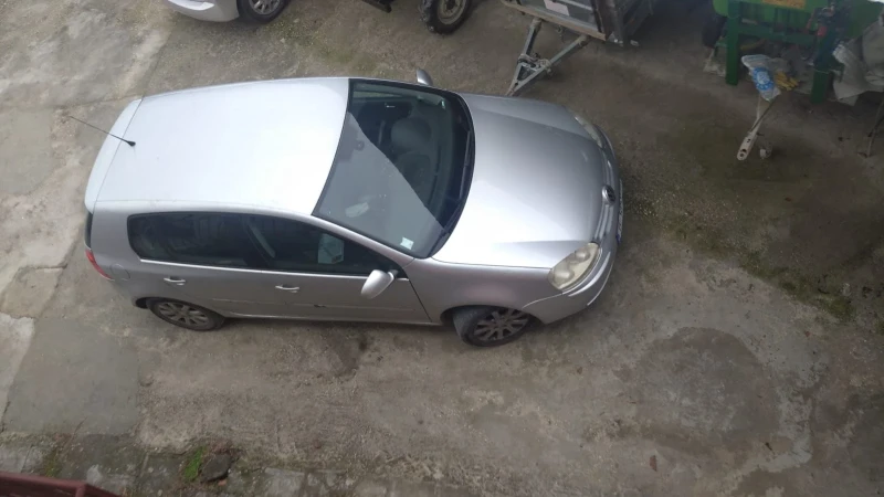 VW Golf 5, снимка 7 - Автомобили и джипове - 48082382