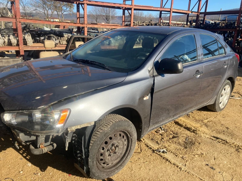 Mitsubishi Lancer 1.6i, снимка 2 - Автомобили и джипове - 48136383