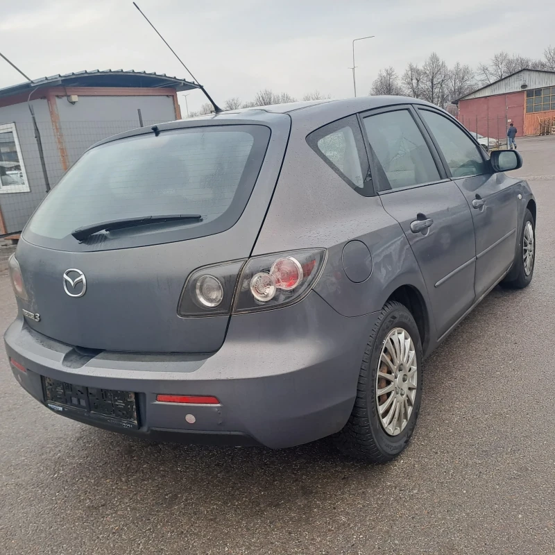 Mazda 3 1.6 Дизел. ИЗКЛЮЧИТЕЛНО  ЗАПАЗЕН !, снимка 6 - Автомобили и джипове - 48163122