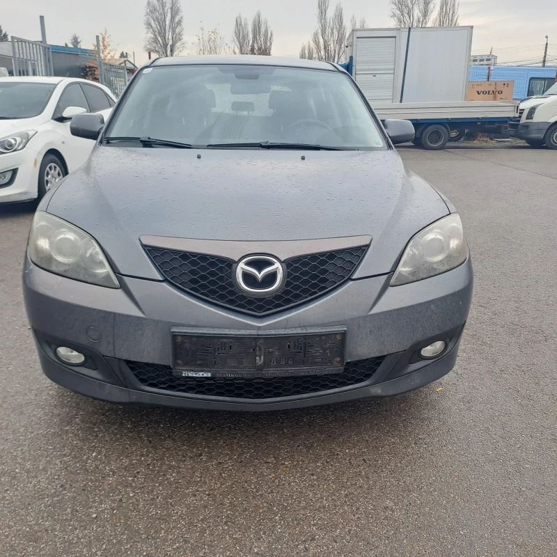 Mazda 3 1.6 Дизел. ИЗКЛЮЧИТЕЛНО  ЗАПАЗЕН !, снимка 2 - Автомобили и джипове - 48163122