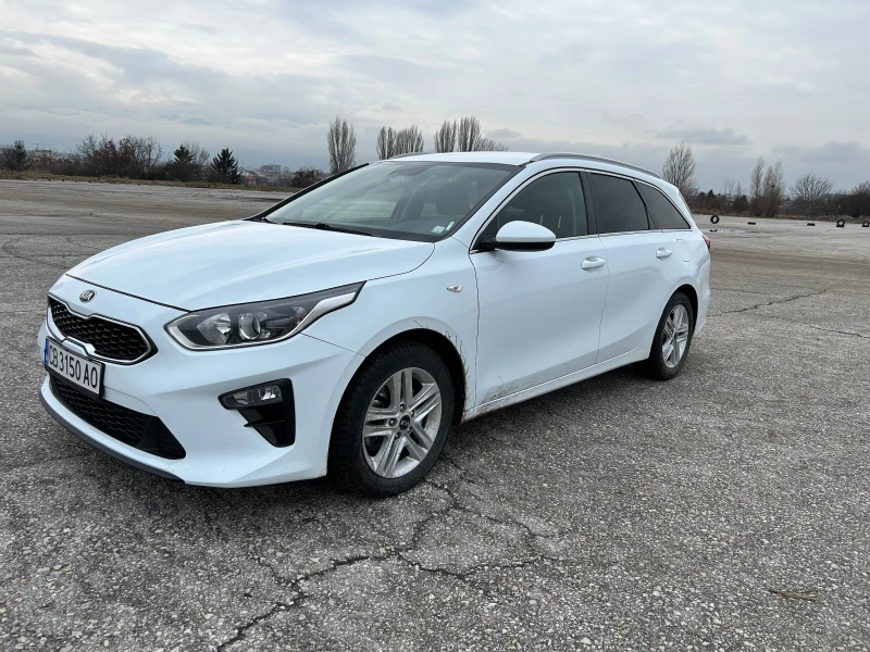 Kia Ceed SW, снимка 2 - Автомобили и джипове - 48499320