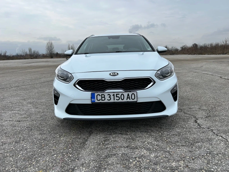 Kia Ceed SW, снимка 1 - Автомобили и джипове - 48499320