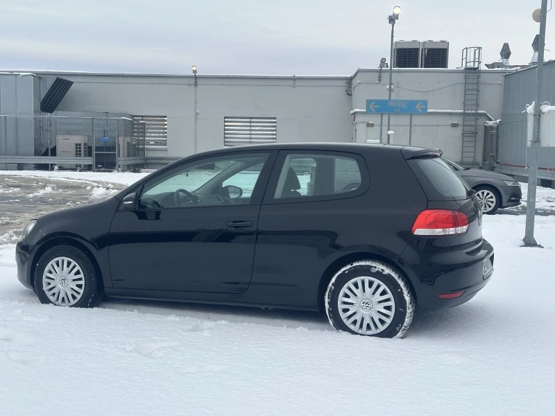 VW Golf 1.6tdi  140.000 km , снимка 5 - Автомобили и джипове - 48649947