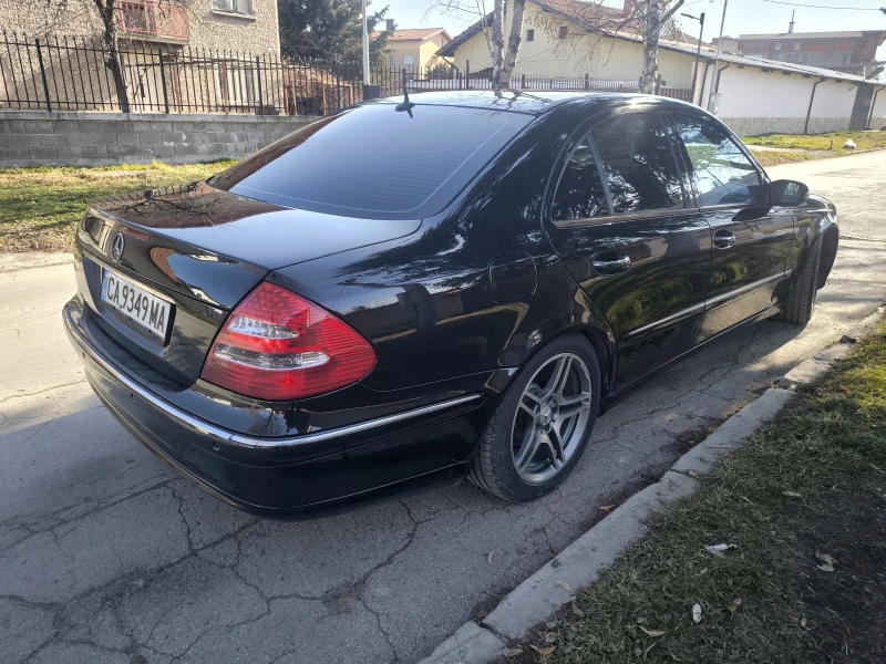 Mercedes-Benz E 270, снимка 3 - Автомобили и джипове - 49110240