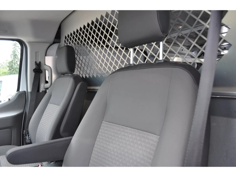 Ford Transit Custom * Divider, Shelving, Wholesale priced. * CARFAX * , снимка 7 - Автомобили и джипове - 52794372