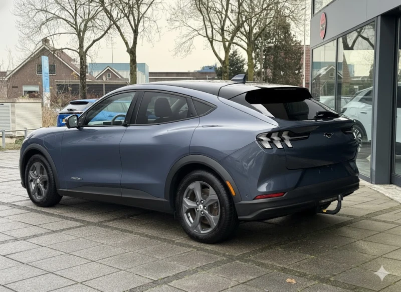 Ford Mustang Mach-E, снимка 5 - Автомобили и джипове - 52937425