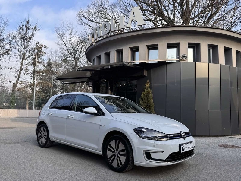 VW Golf е