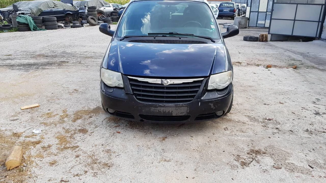 Chrysler Gr.voyager на части, снимка 8 - Автомобили и джипове - 34563498