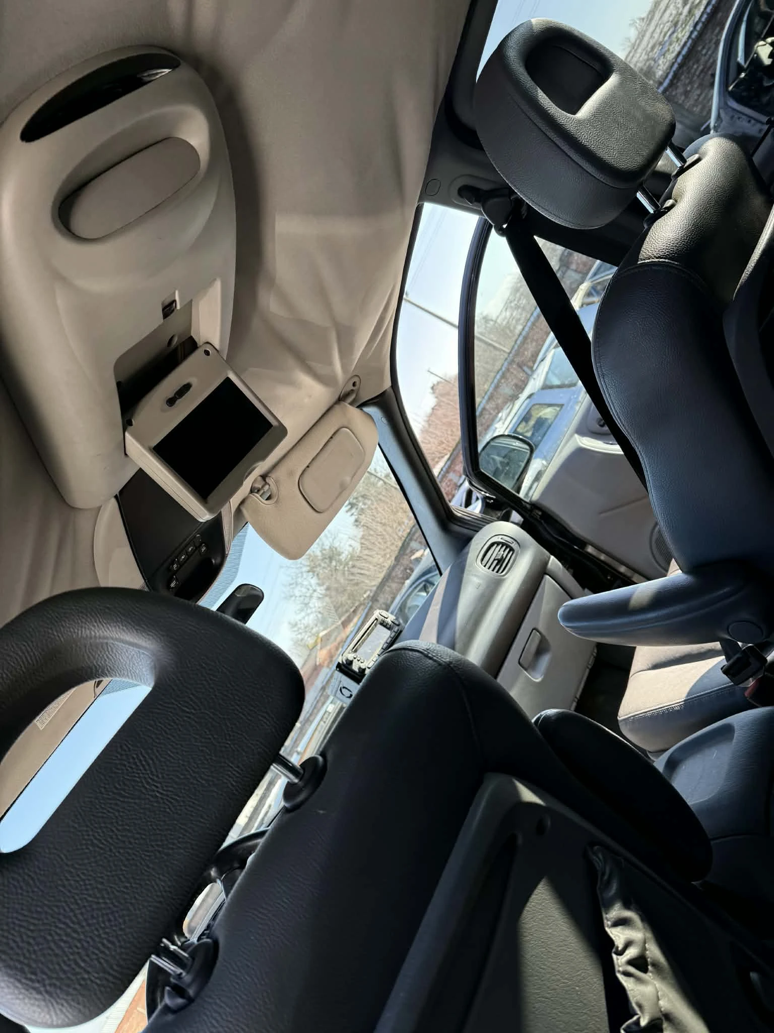 Chrysler Gr.voyager на части, снимка 10 - Автомобили и джипове - 34563498