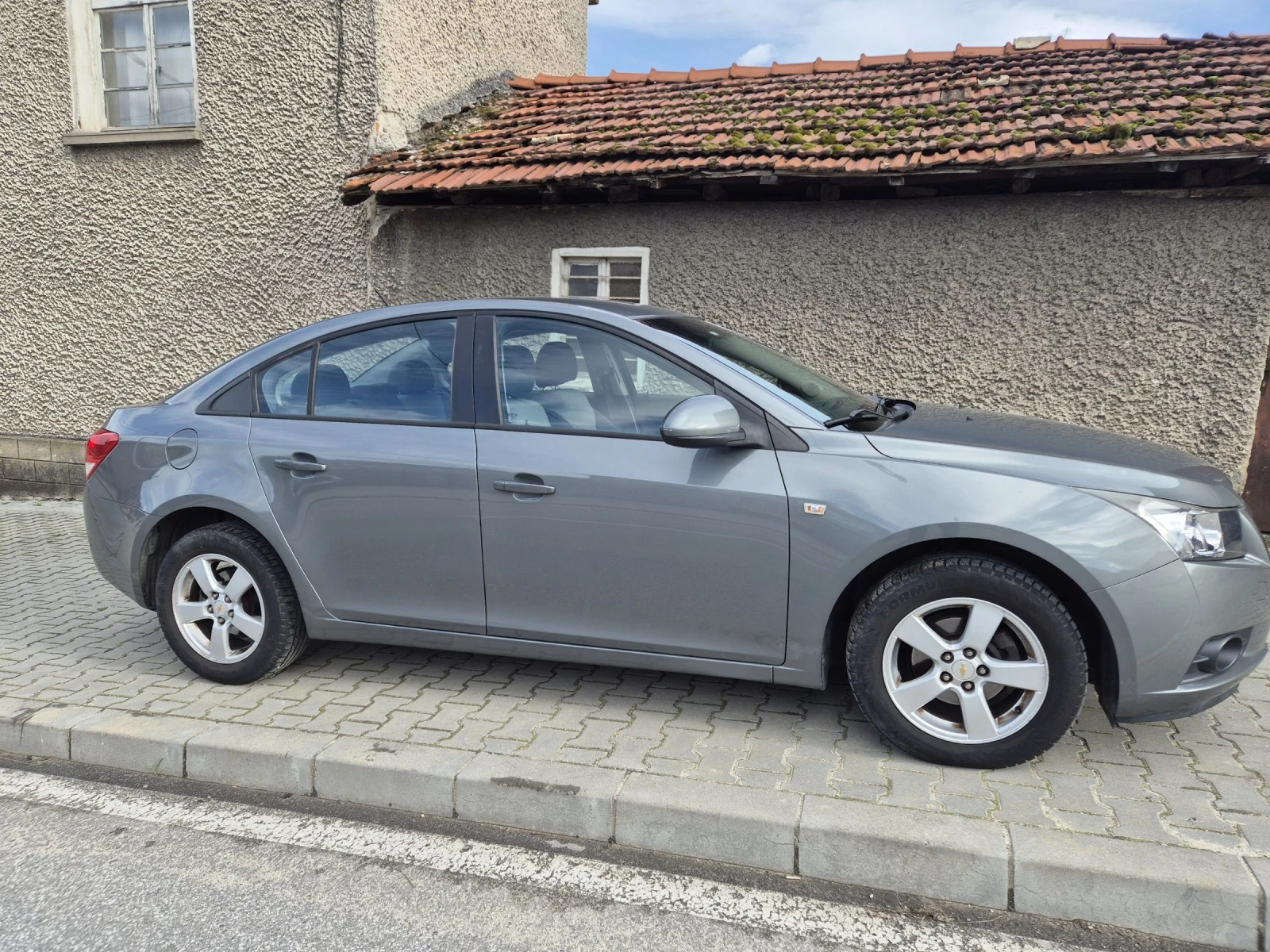 Chevrolet Cruze 1.6 бензин  - изображение 2