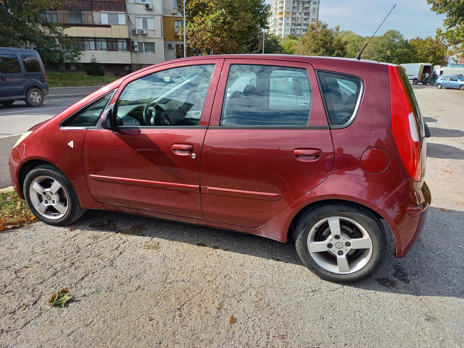 Mitsubishi Colt  - изображение 3