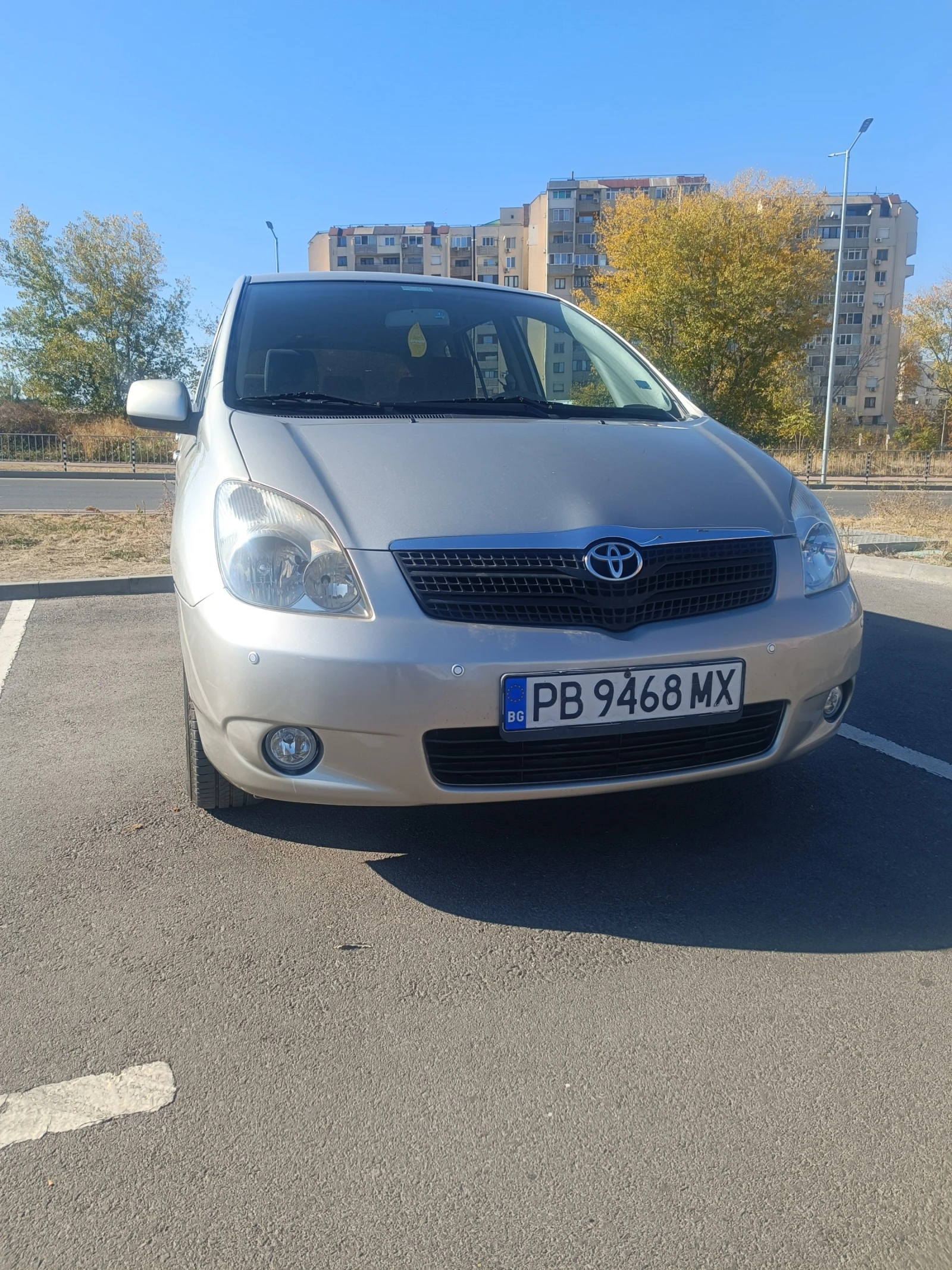 Toyota Corolla verso  - изображение 2