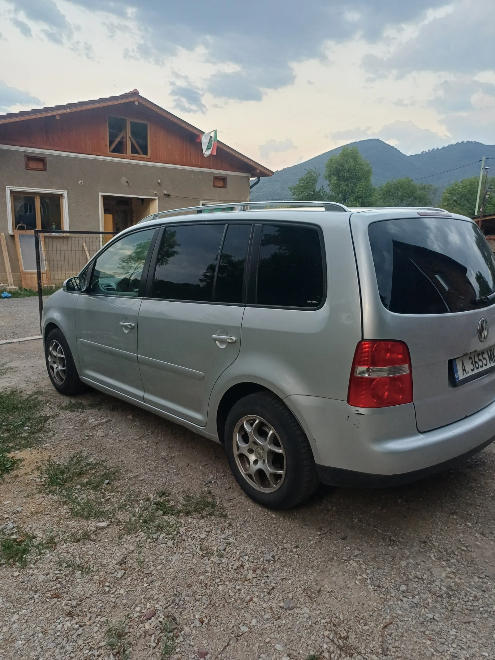 VW Touran  - изображение 6