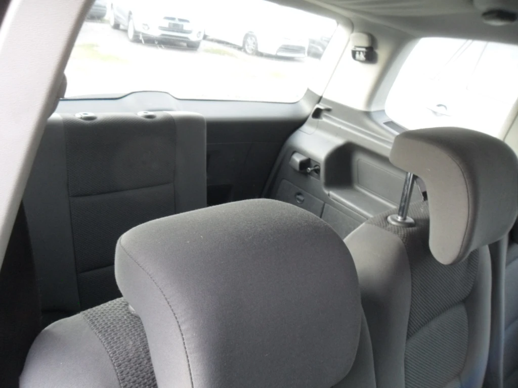 VW Touran 1.4 й 105 к.с 6 ск. | Mobile.bg — изображение 7