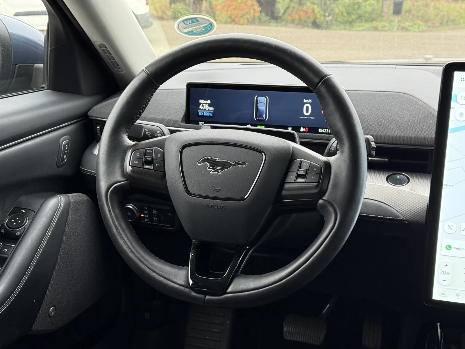 Ford Mustang Mach-E  - изображение 8